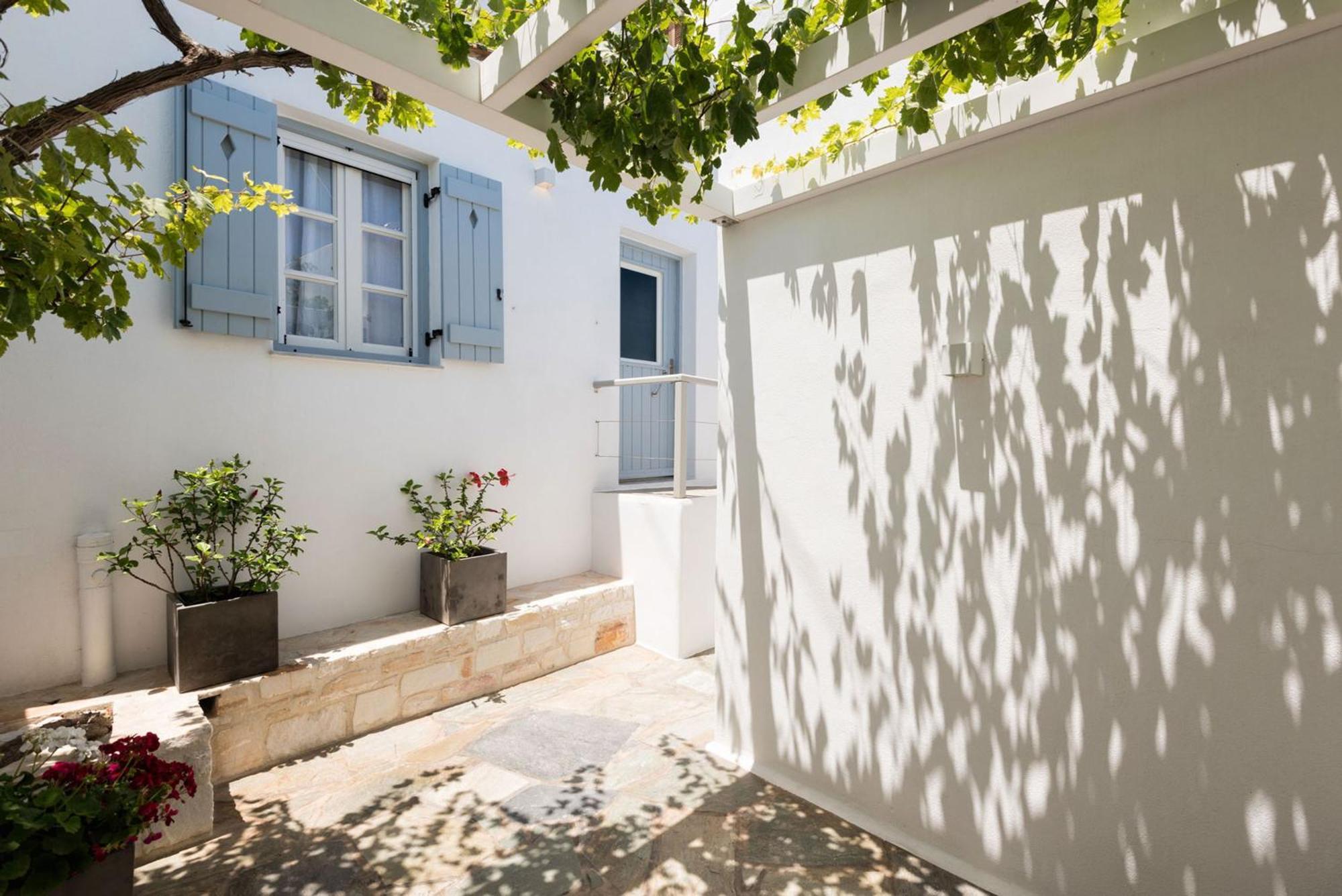 Michael Zeppos Studios Naoussa Exterior foto